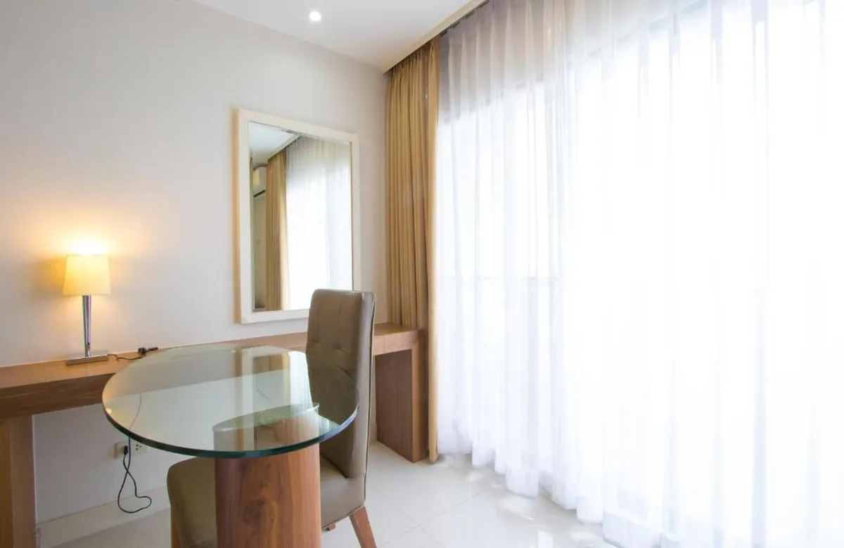 Thomson Huamark Hotel