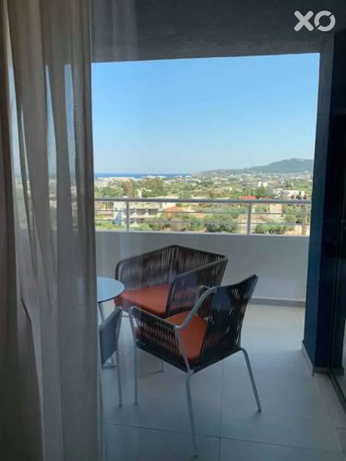 Mazoren Art Hotel
