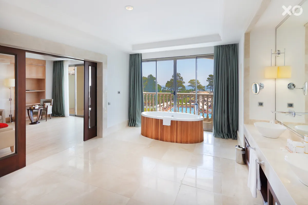 Juju Premier Palace