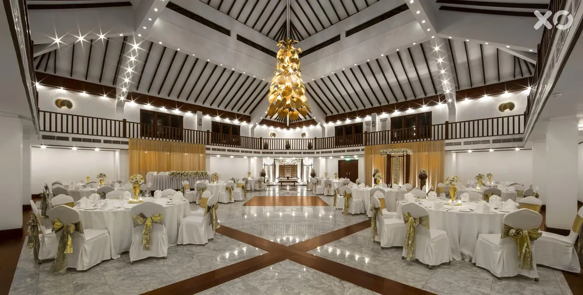 Royal Palms Beach Hotel