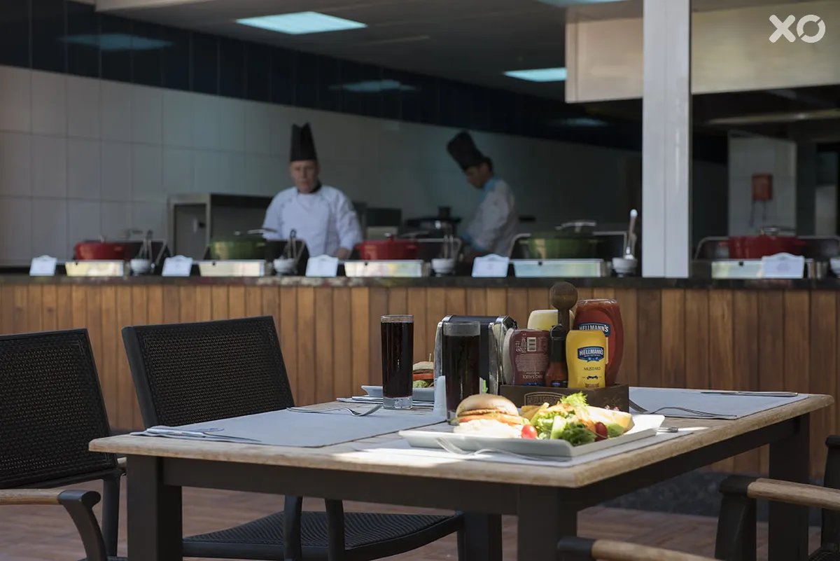 Quattro Beach Spa & Resort Hotel