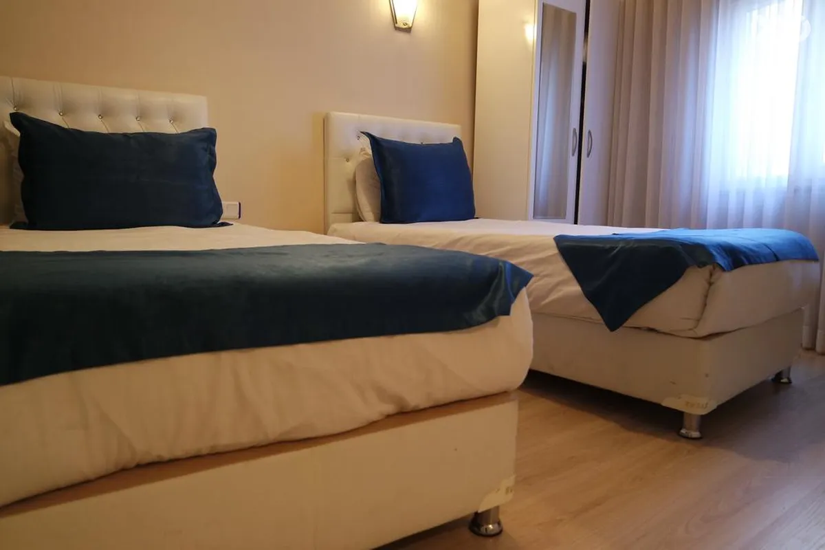 Reydel Hotel