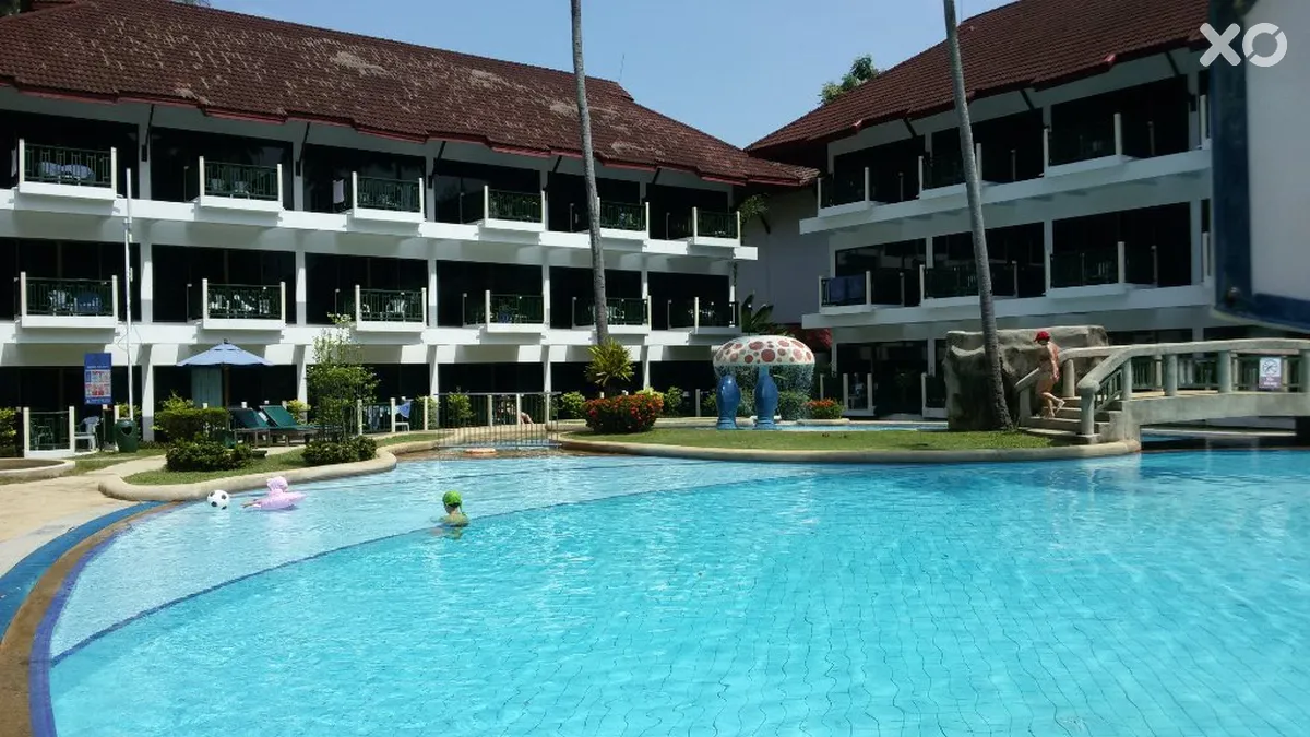 Amora Beach Resort Phuket