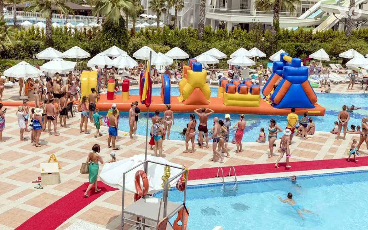 Holiday Garden Resort