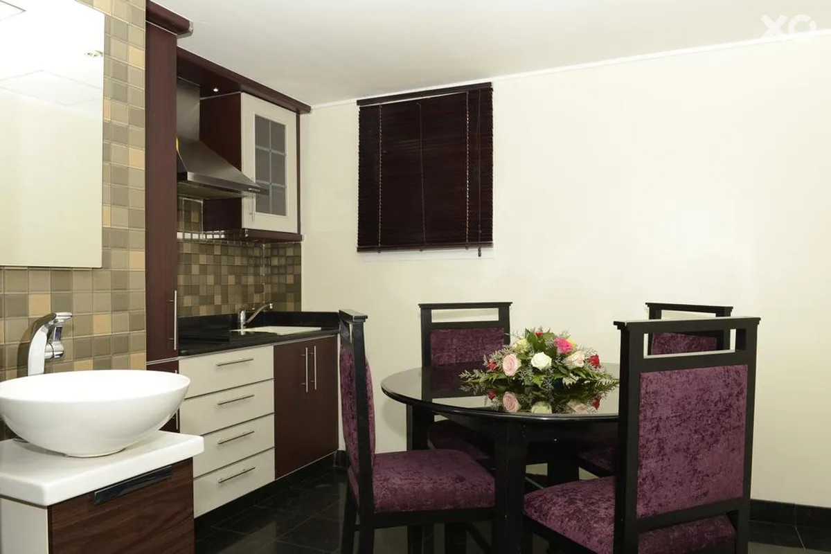 Royal Beach Hotel & Resort