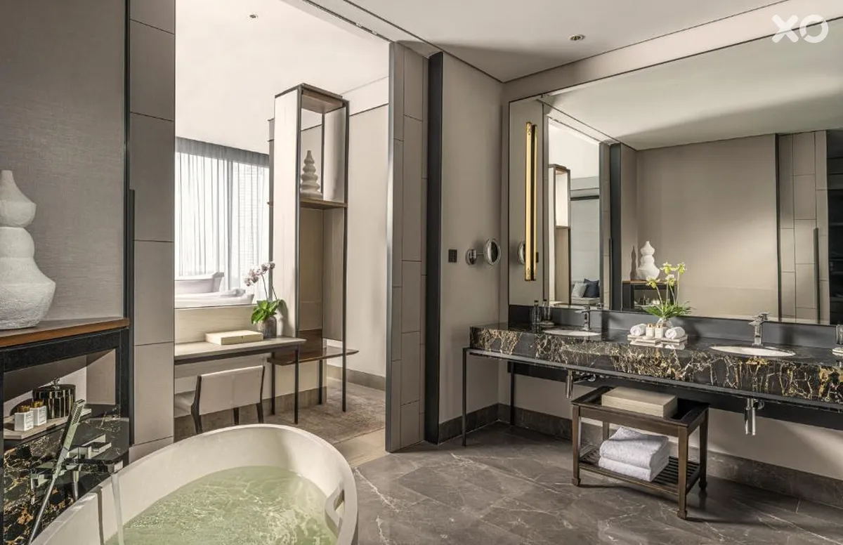 Four Seasons Bangkok at Chao Phraya River Hotel