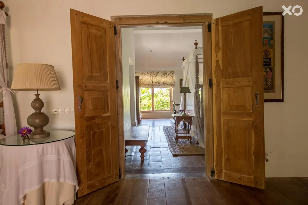 Taru Villas Rampart Street
