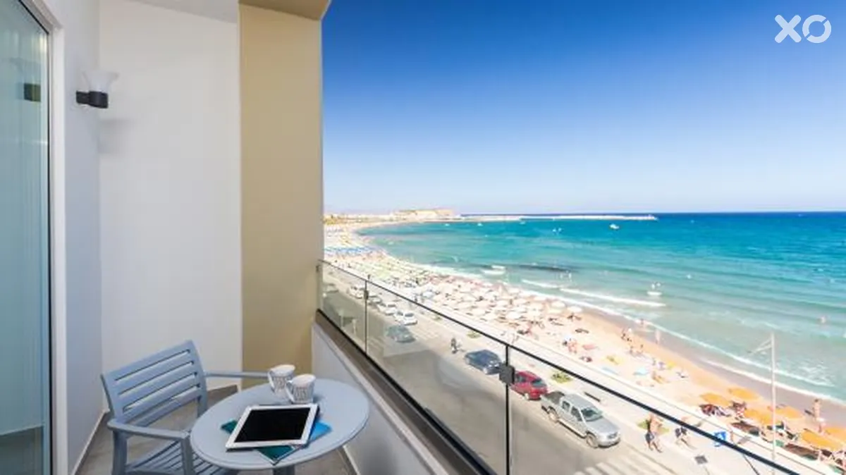 Meltemi Coast Suites