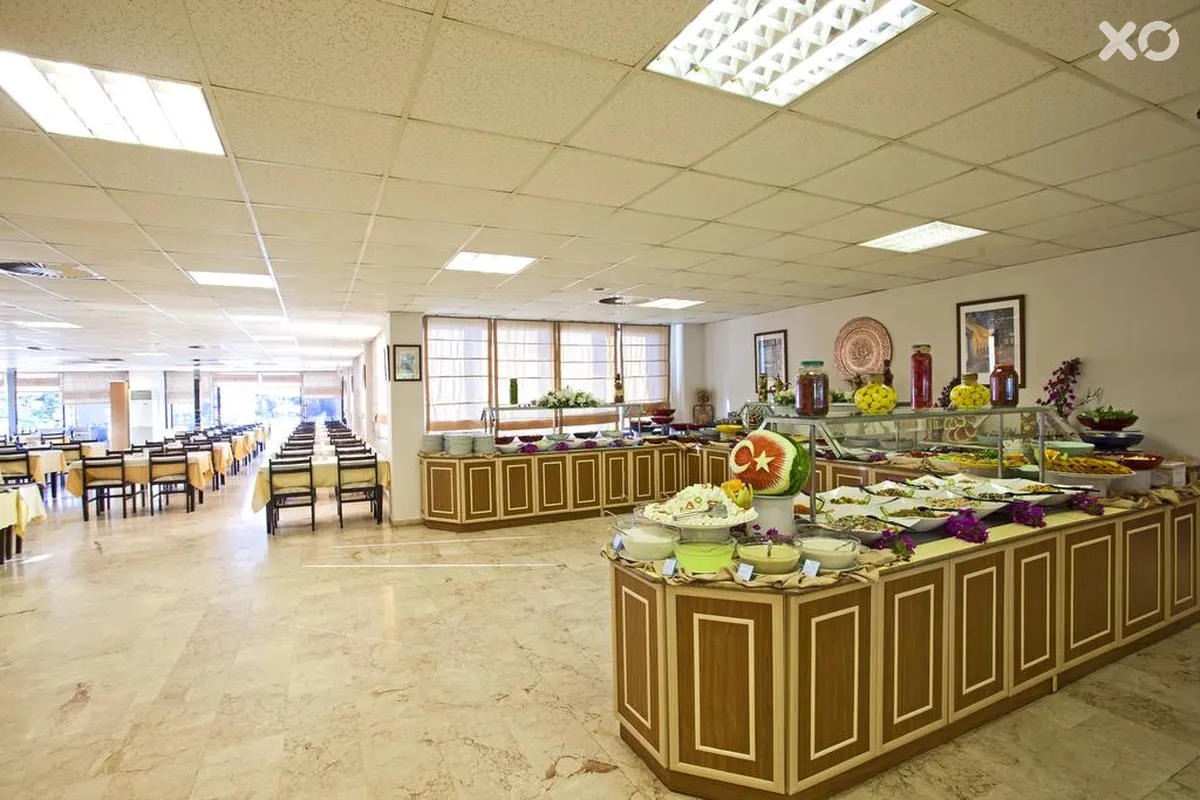 Club Titan Hotel