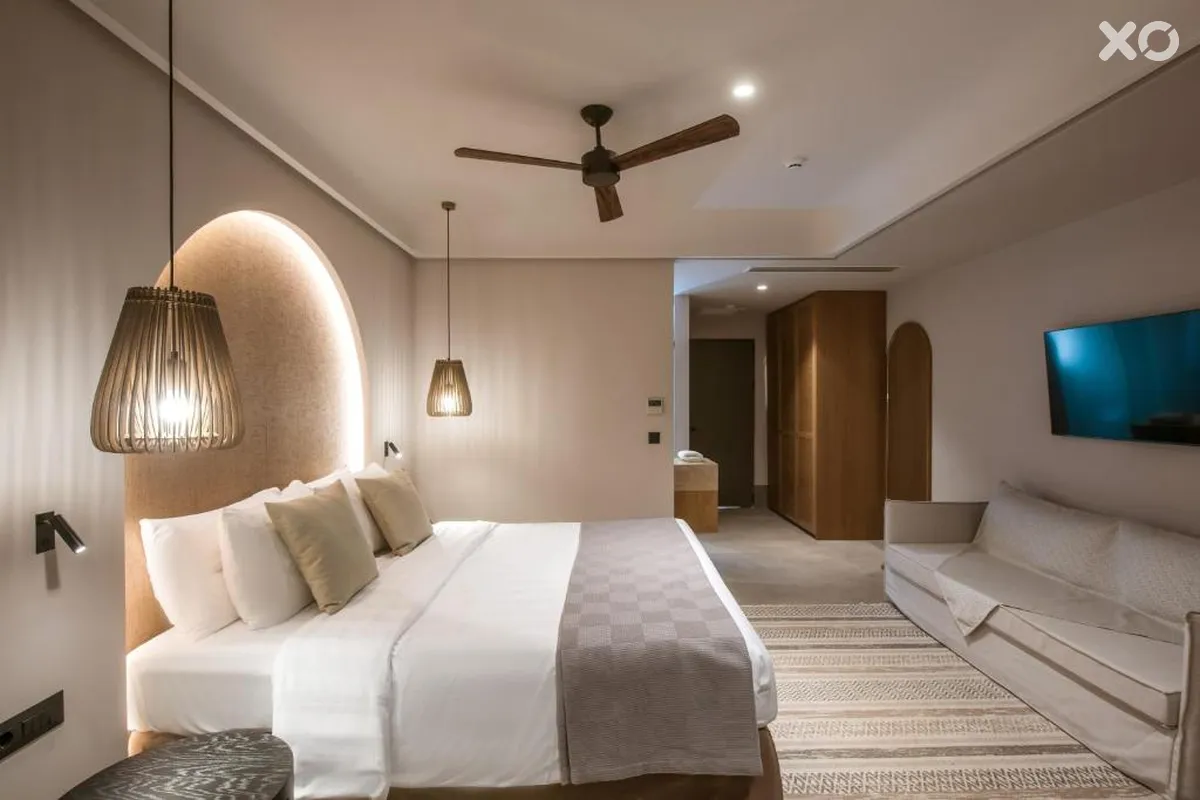 Paralos Venus Suites