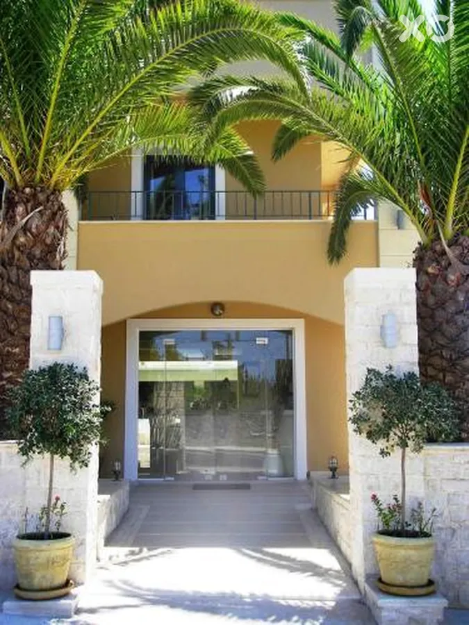 La Stella Apartments & Suites
