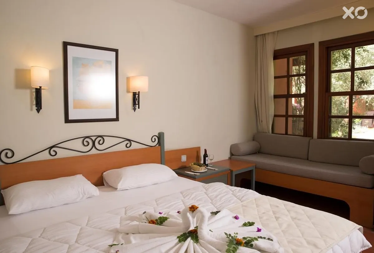 Sun City Hotel & Beach Club