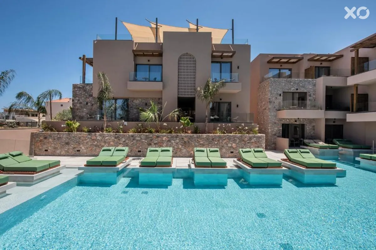 Paralos Venus Suites