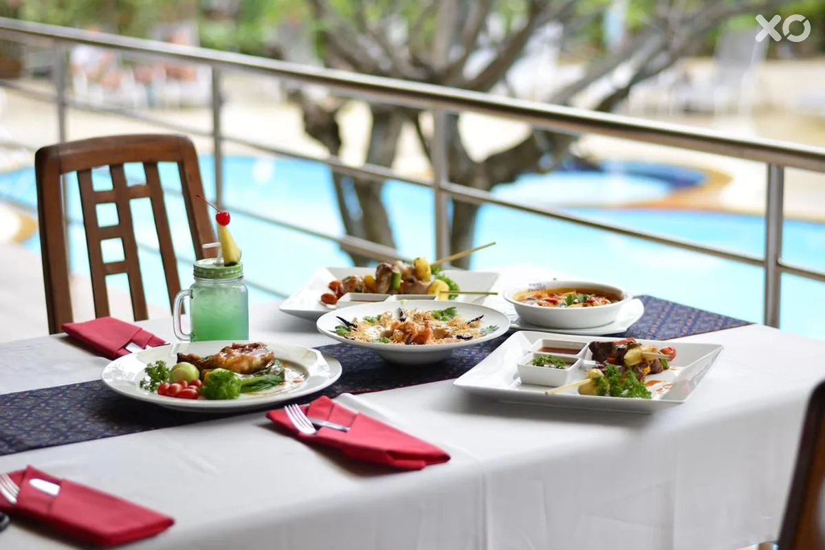 Samui First House Hotel