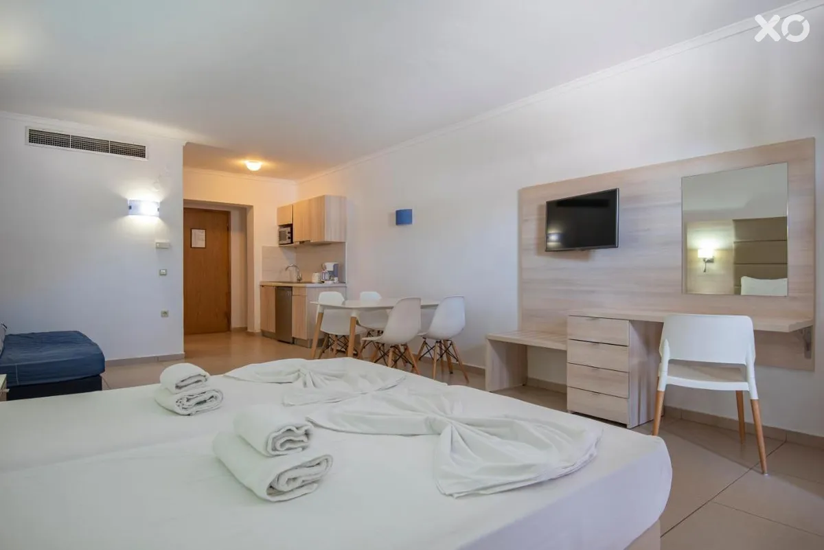 Aegean Blu Hotel & Apartments