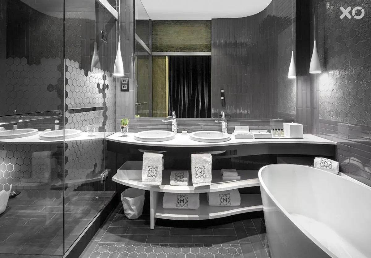 Monument Hotel