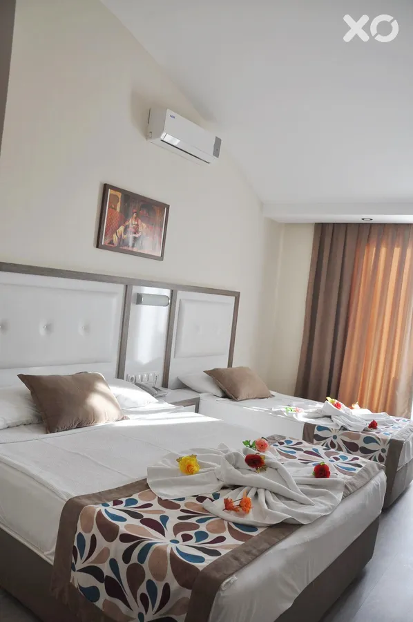 Acar Hotel