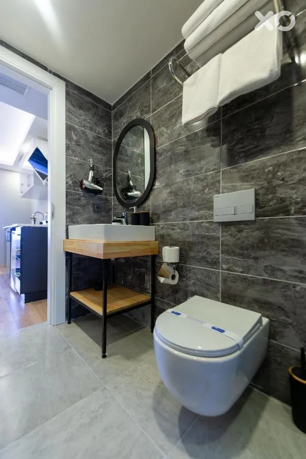 Art Karakoy Suites Hotel