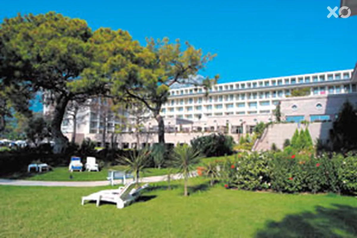 Majesty Club Klikya