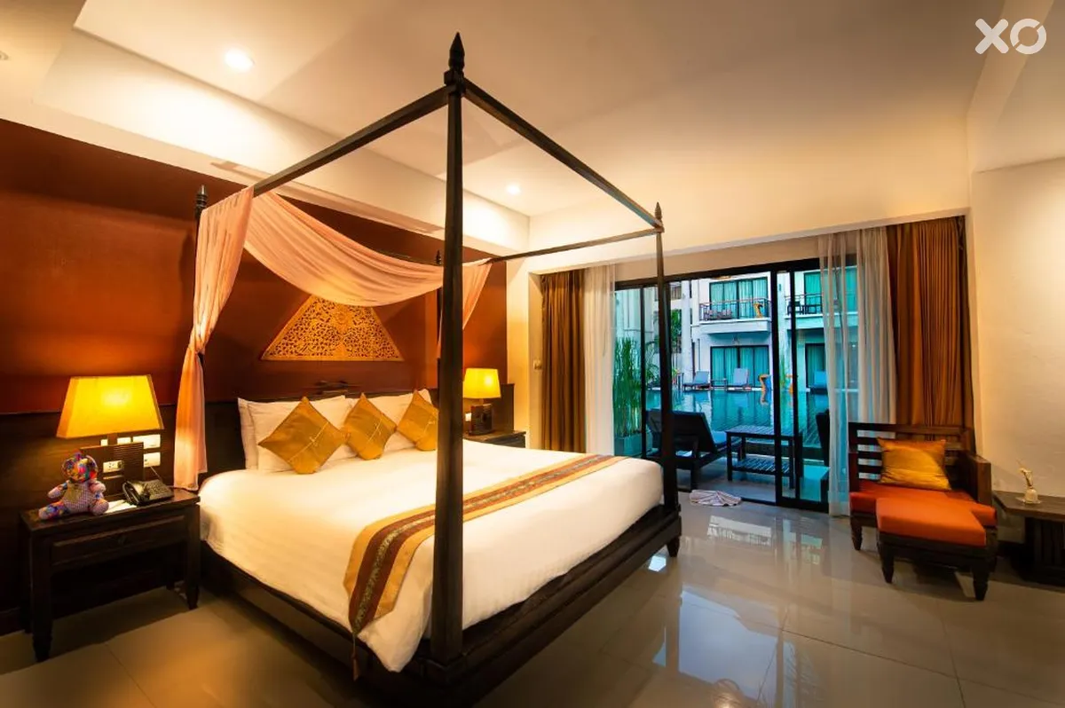 Navatara Phuket Resort
