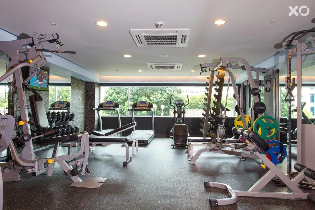 Golden Tulip Mandison Suites