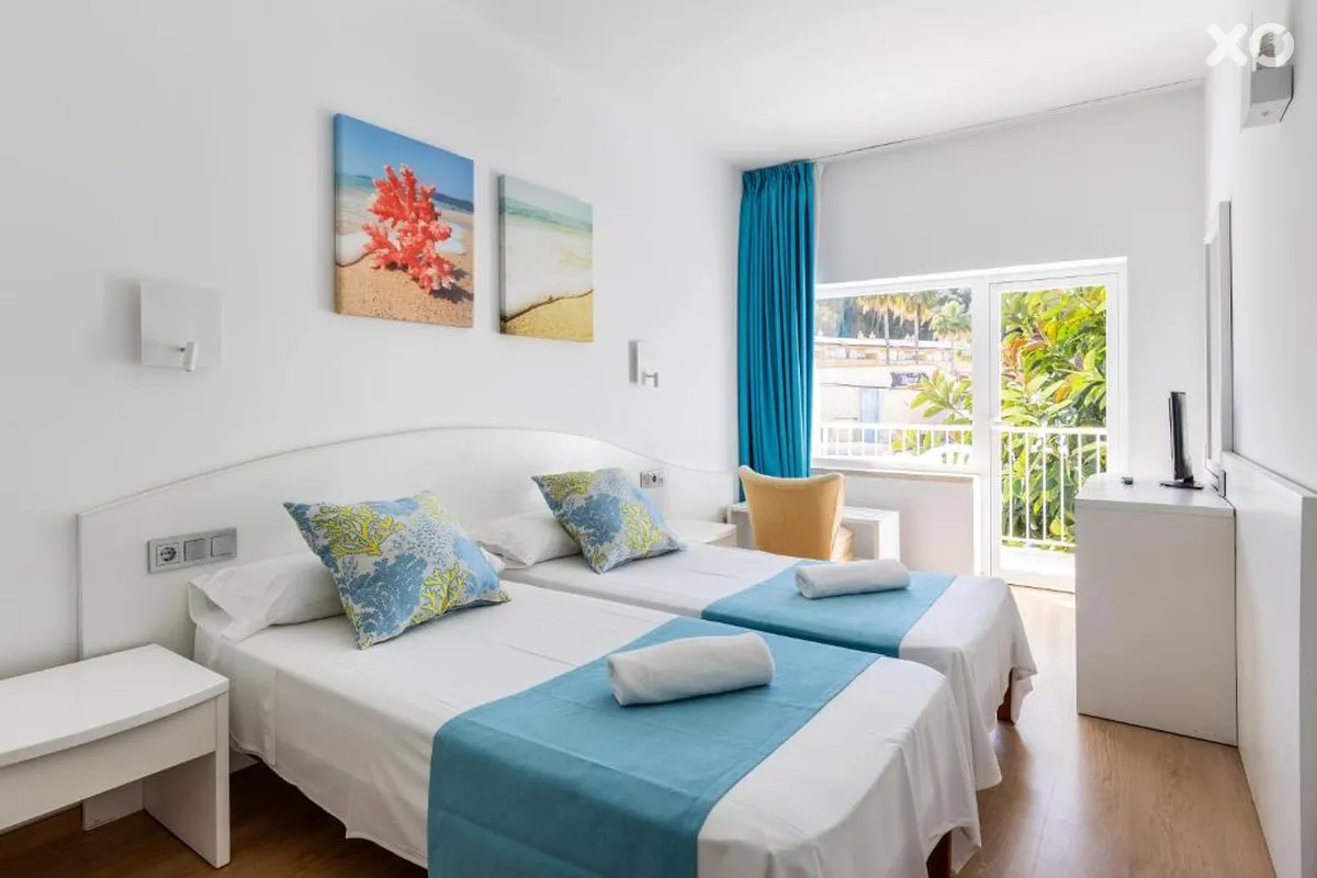 Neptuno Hostal