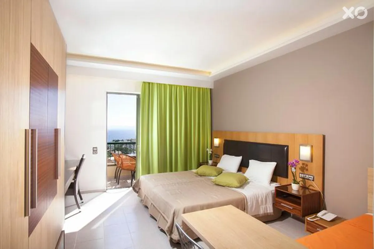 Pefkos Beach Hotel