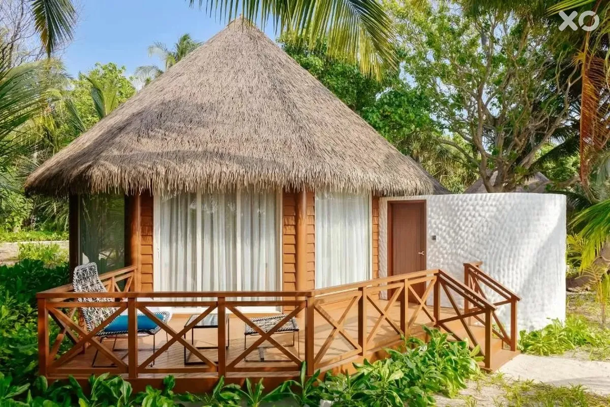 Mercure Maldives Kooddoo Resort