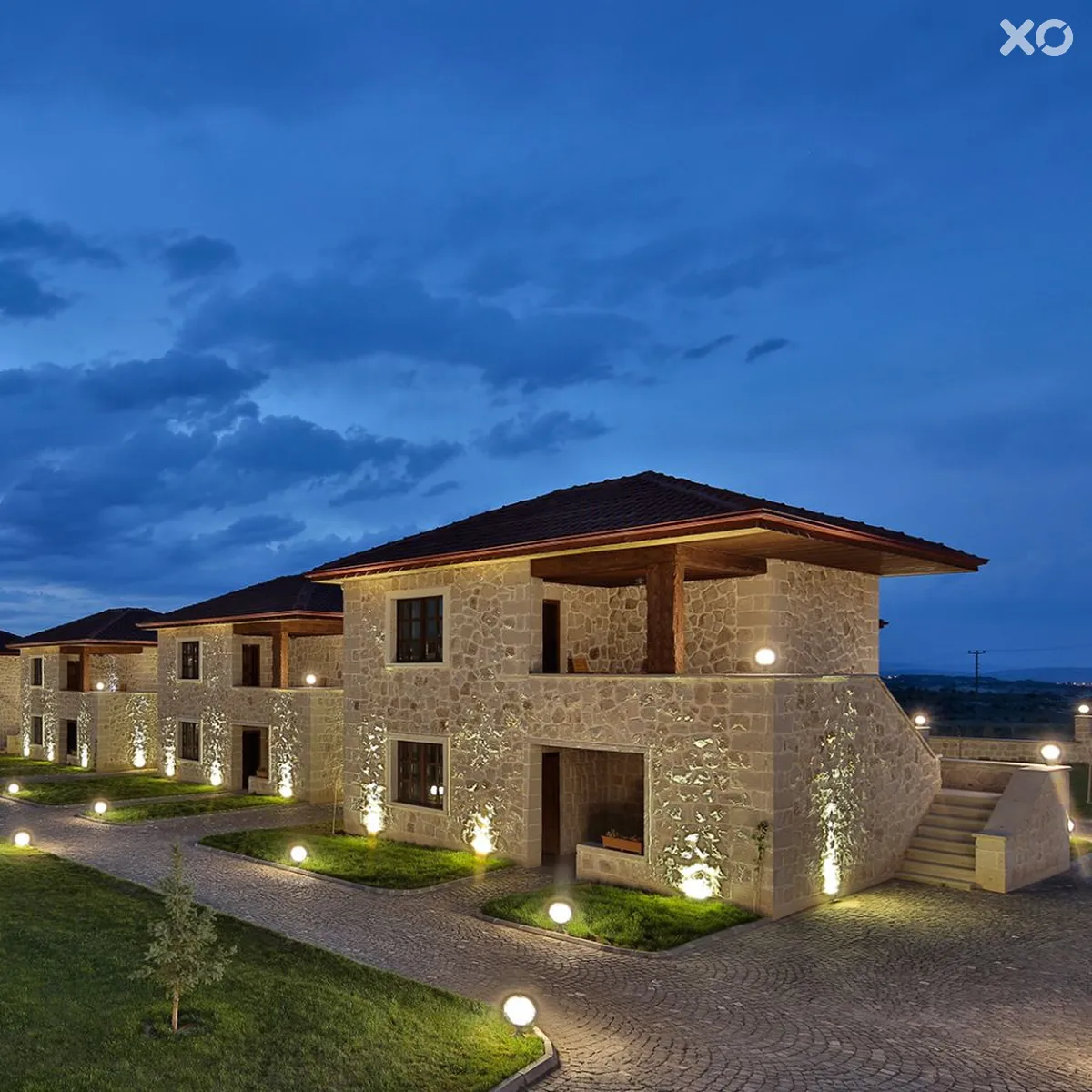 Elevres Stone House
