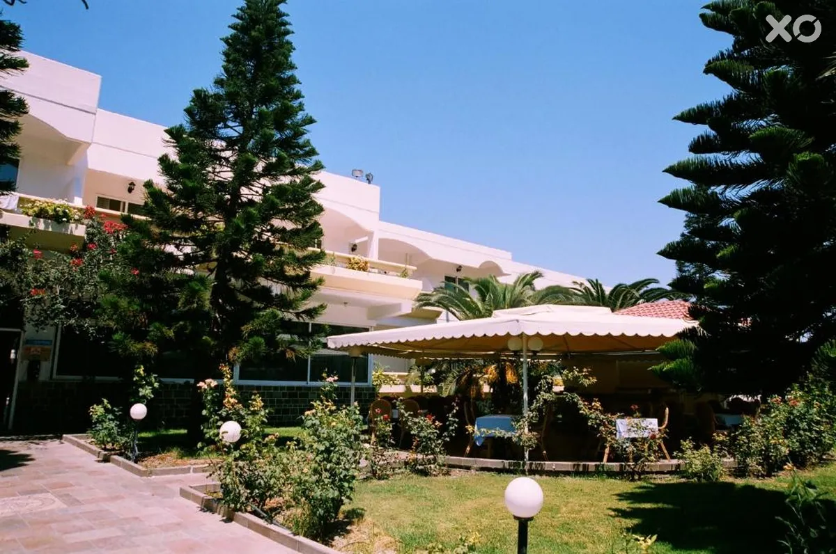 Paleos Hotel Apartments