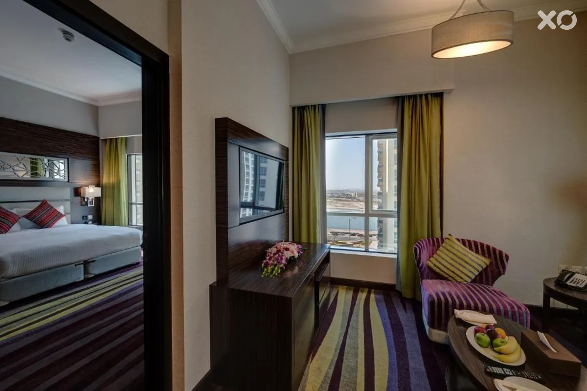 Vintage Grand Hotel