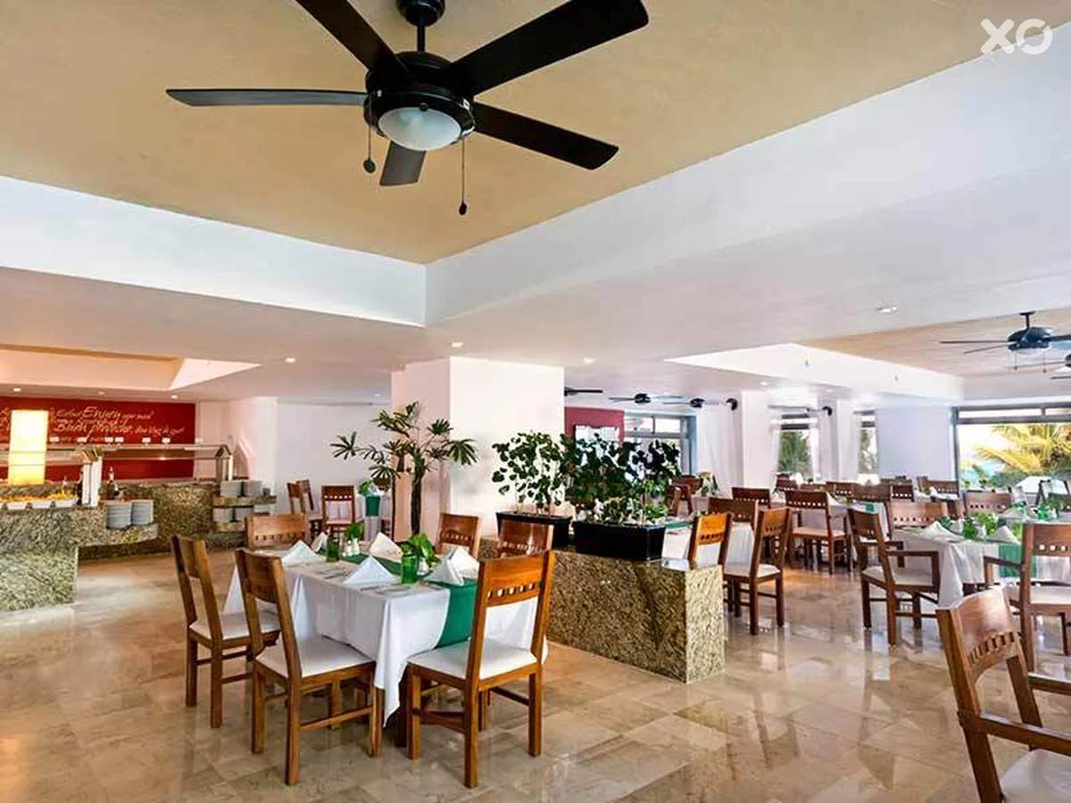 Flamingo Cancun Resort
