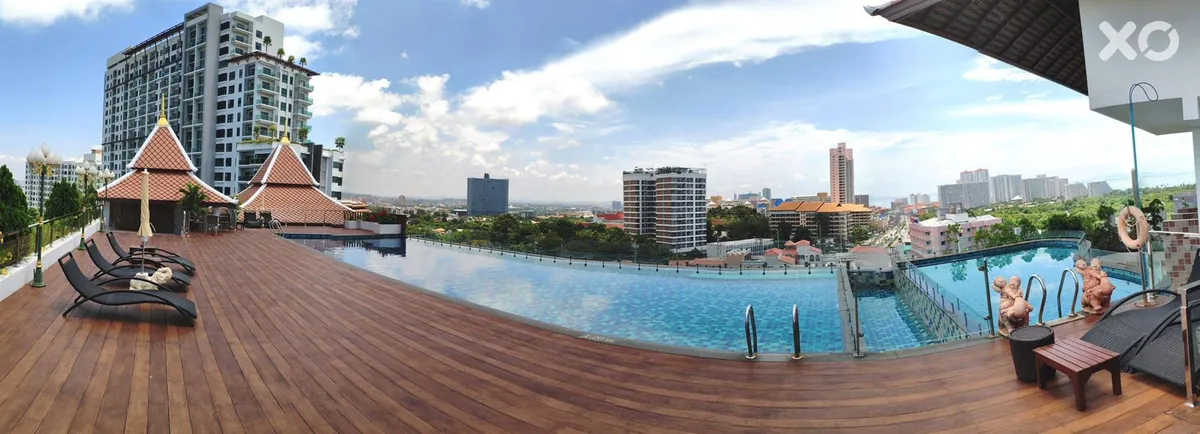 Aiyara Grand Hotel