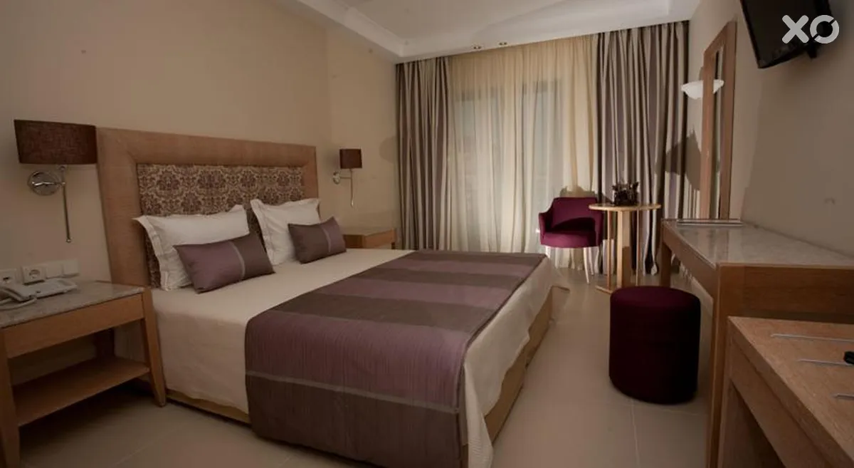 Bomo Danai Hotel & Spa