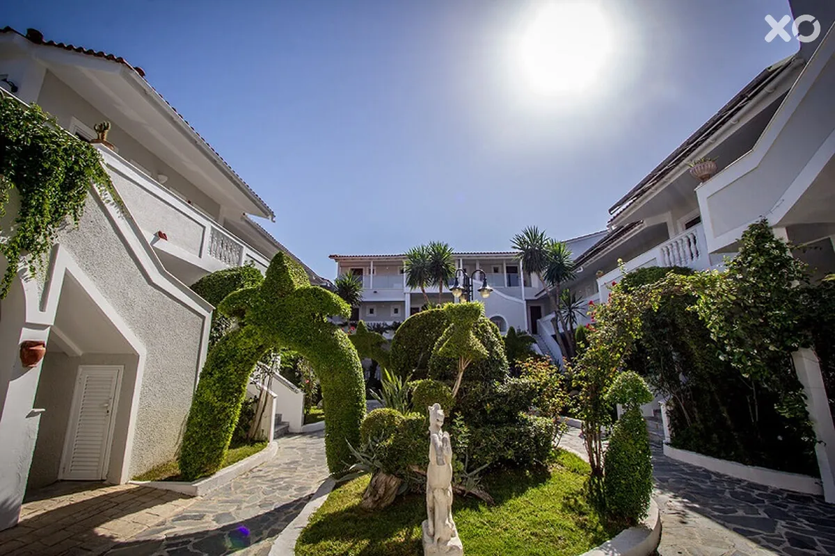 Louros Beach Hotel & Spa