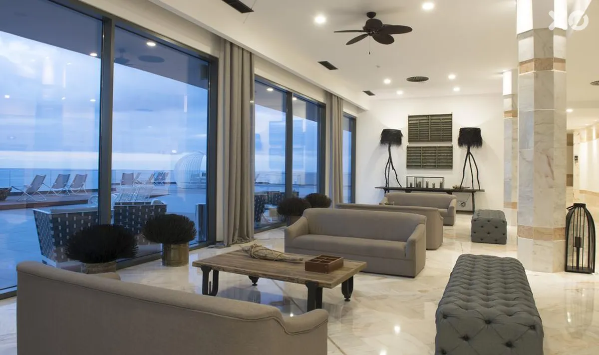 Baia Azul Hotel