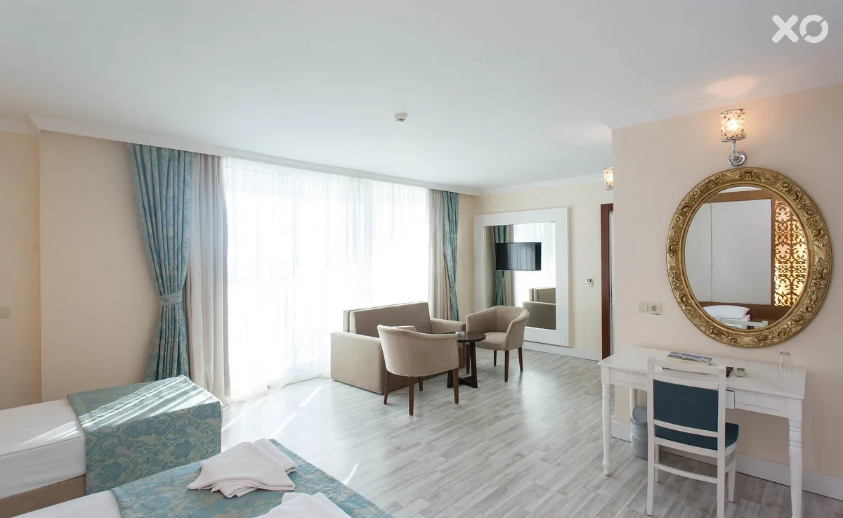 Concordia Celes Hotel