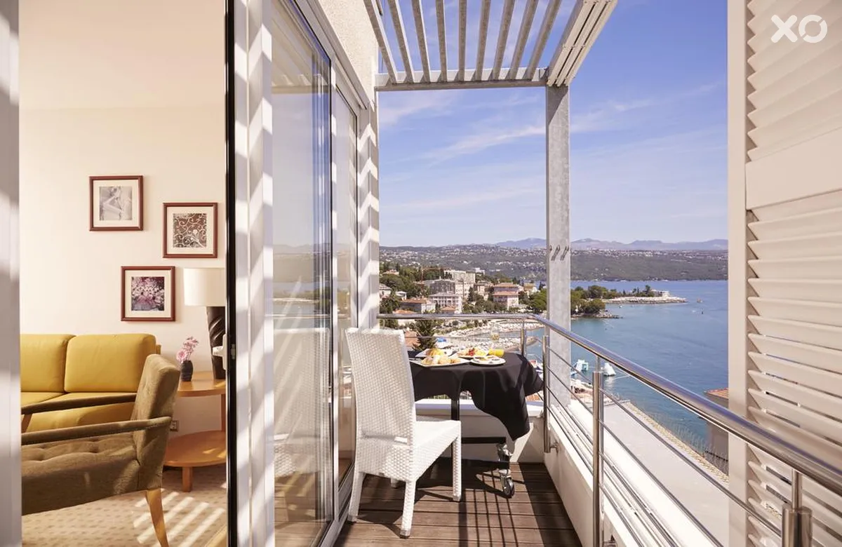 Astoria Hotel by OHM Group