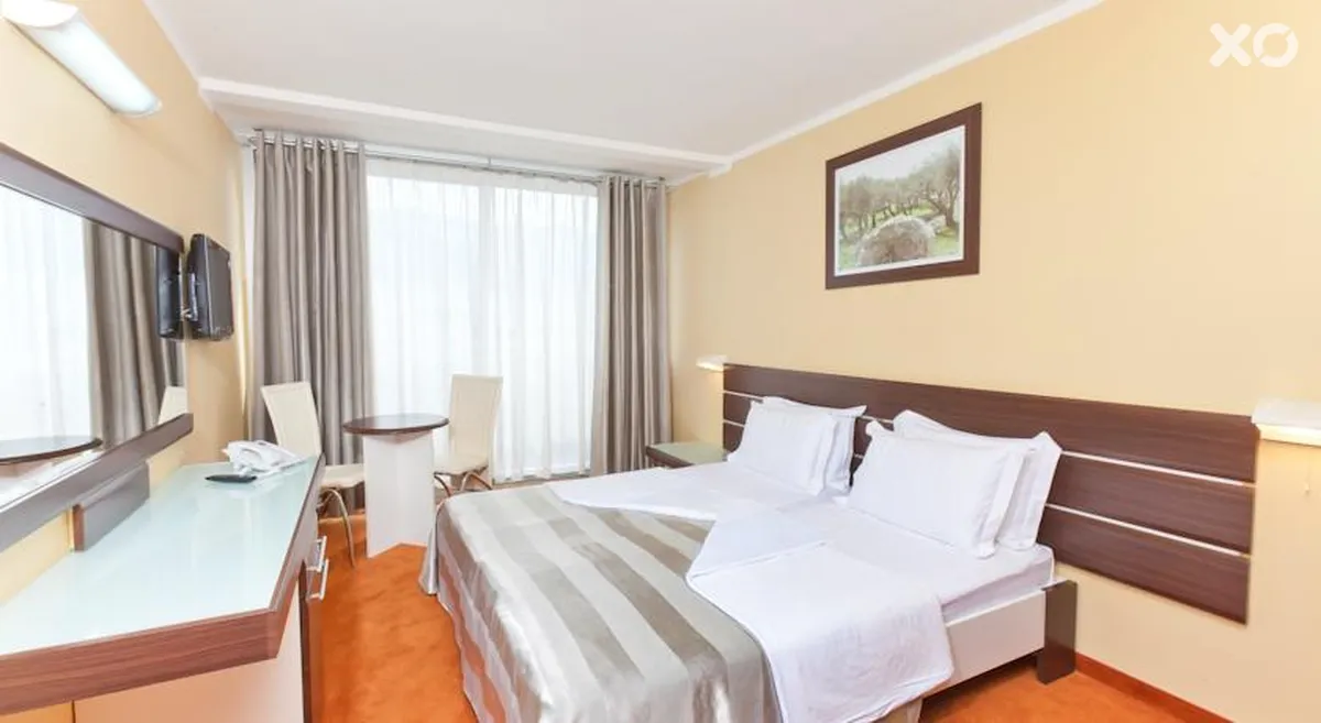 Tara Hotel