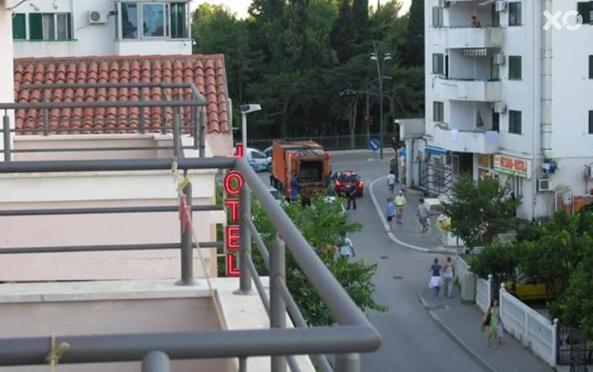 Mare Apartments
