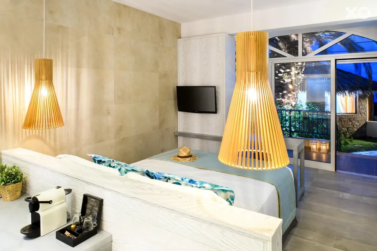 Antigoni Beach Resort Hotel & Suites