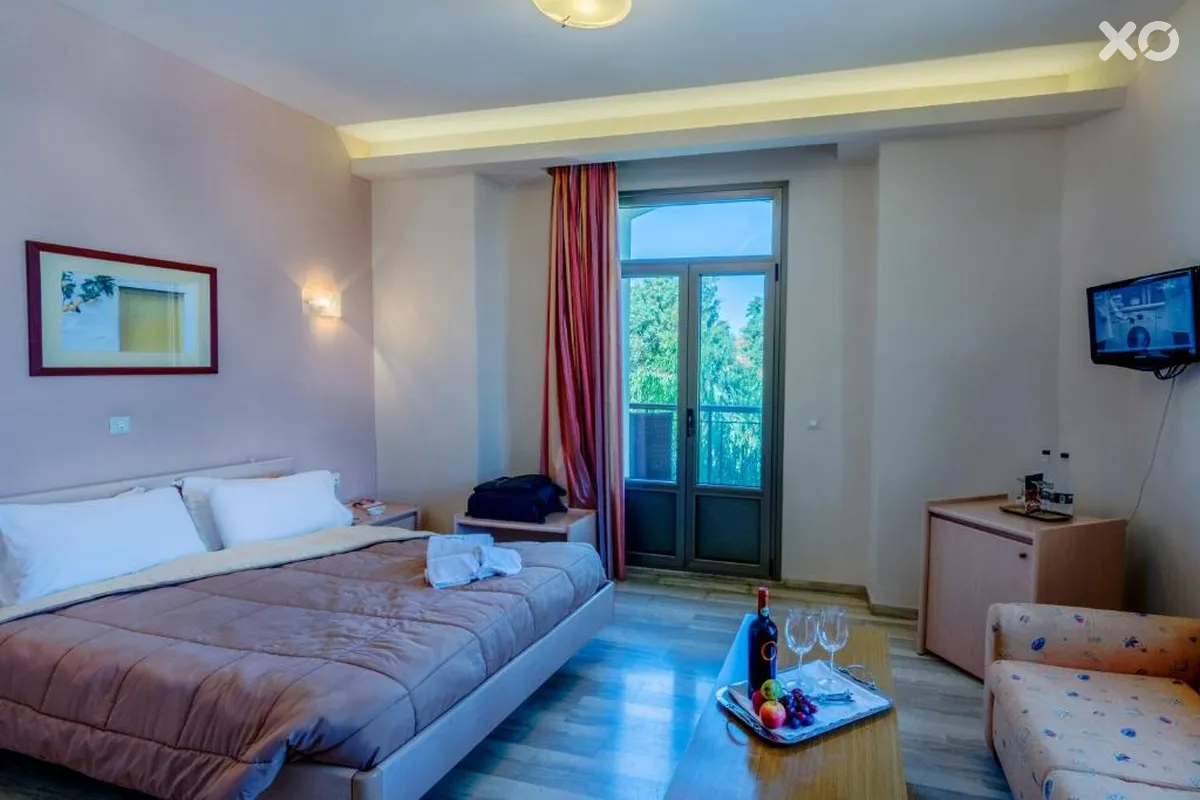 Grecian Castle Hotel