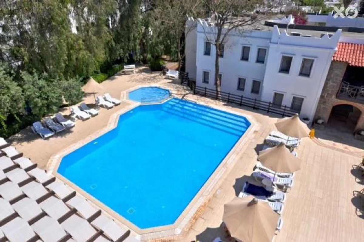 Atrium Hotel
