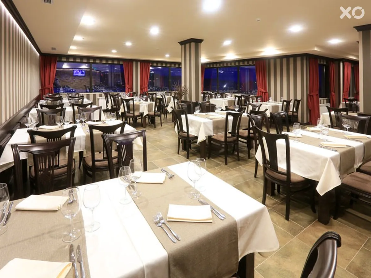 Royal Park Hotel & Apartments