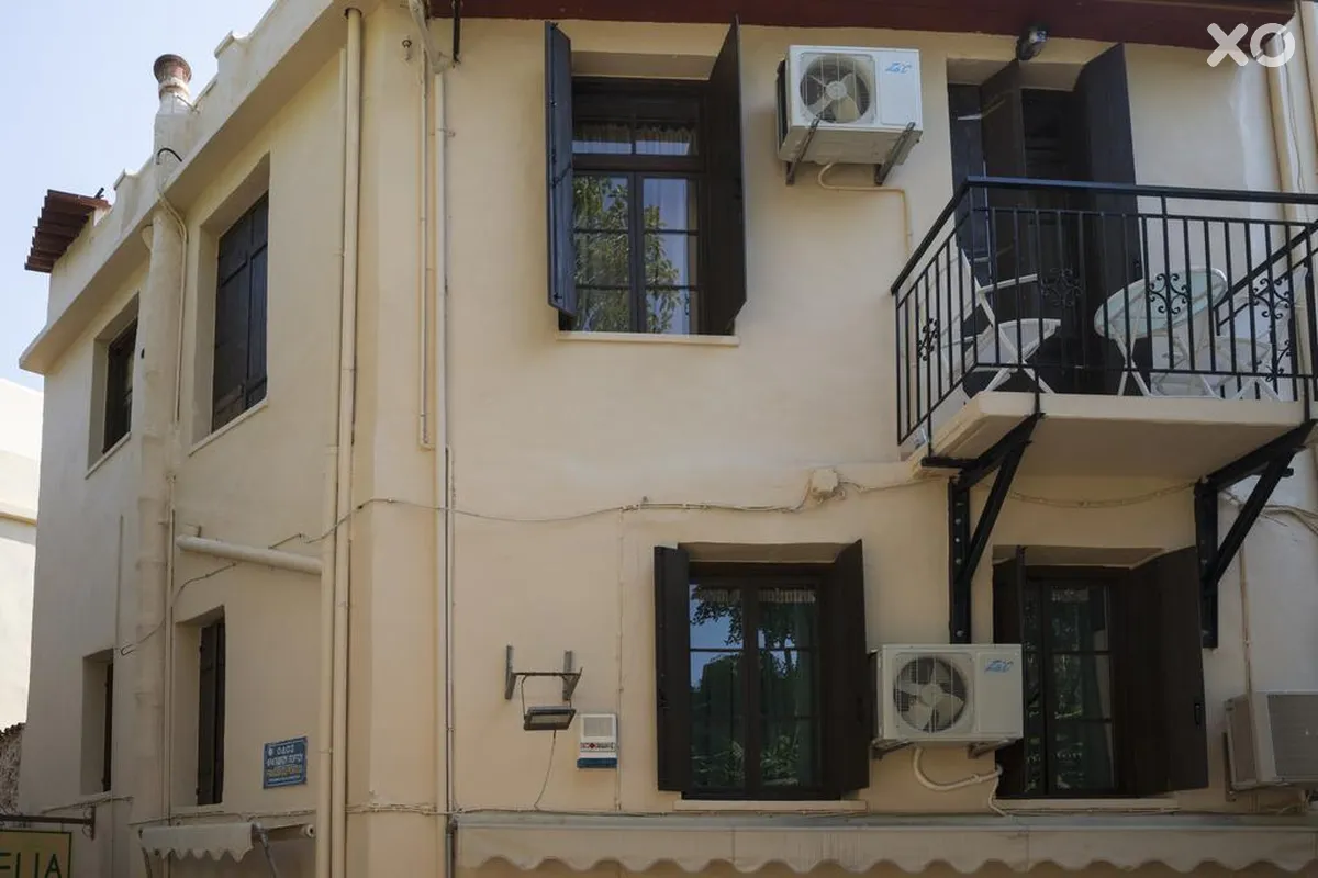Elia Portou Rooms