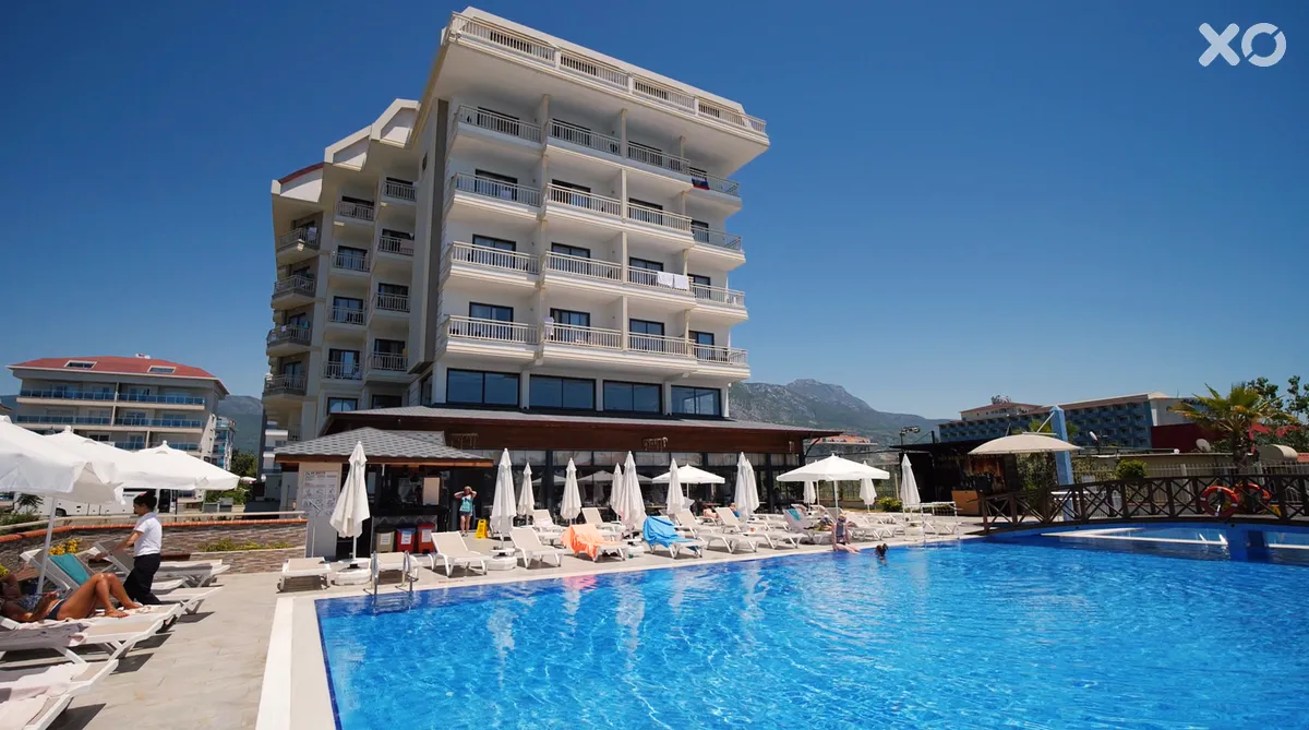 Sey Beach Hotel & Spa