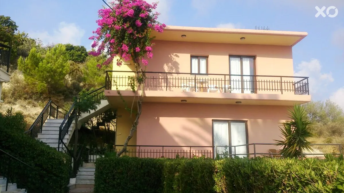 Panorama Studios & Apartments