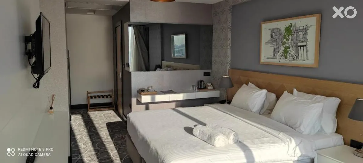 Four-G Hotel