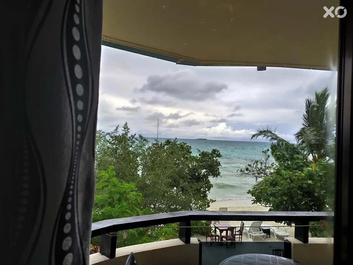 Crown Beach Hotel