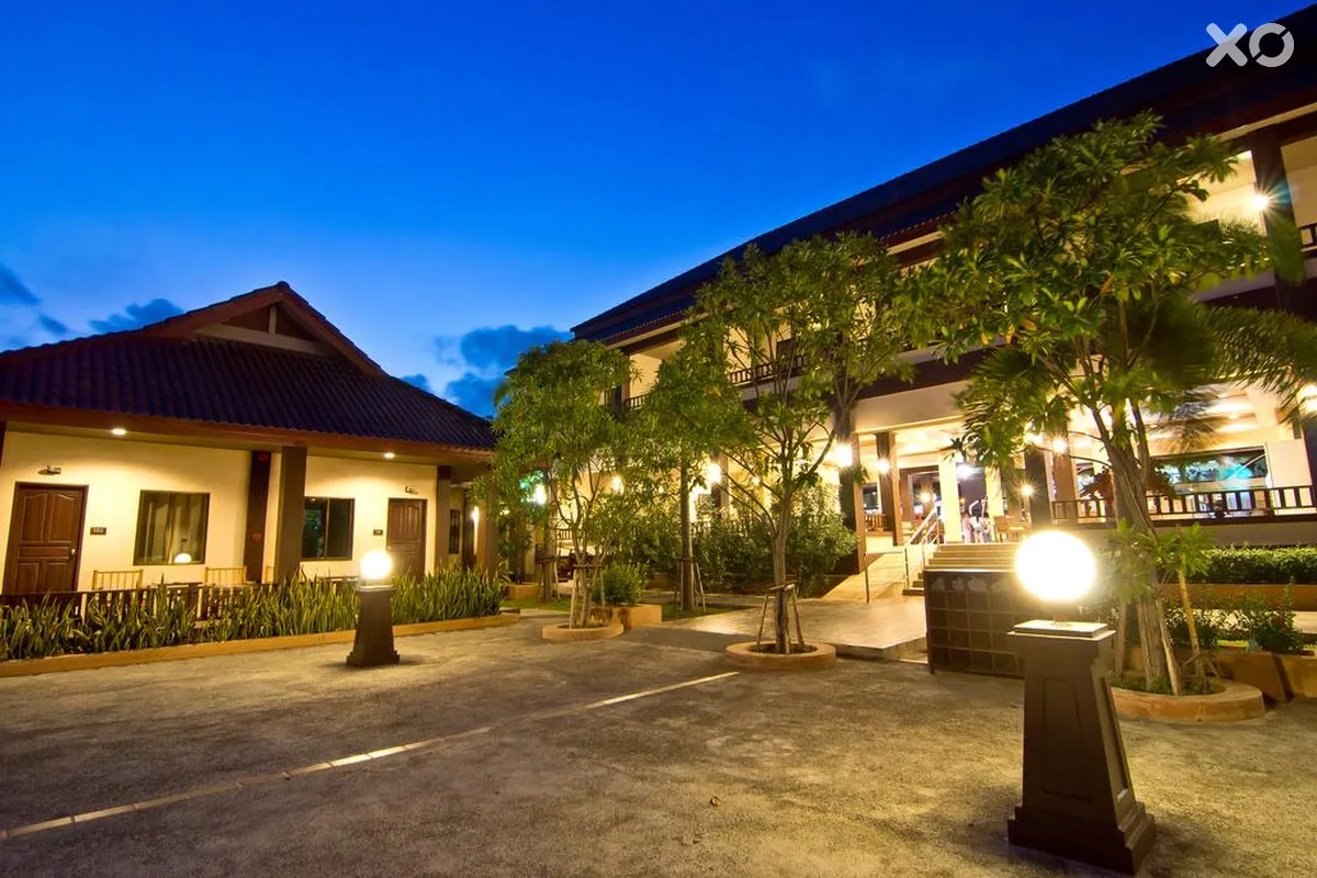 Rose Bay Resort